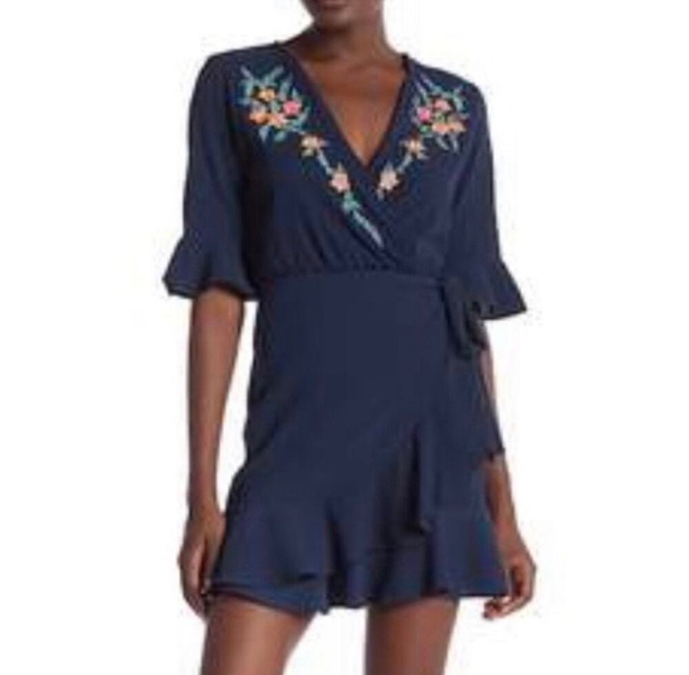 NWT Angie Blue Floral Embroidered Mini Ruffle Wrap Dress. Size M.